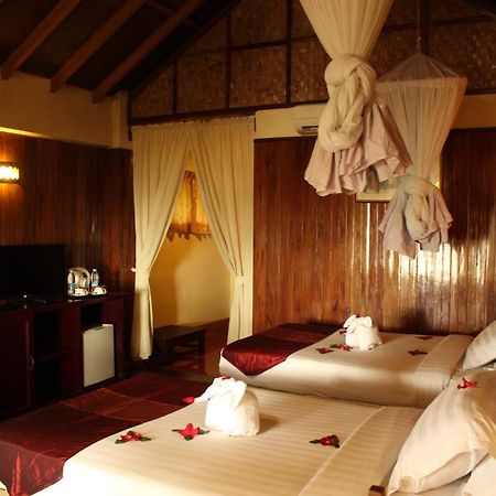 Diamond Hotel Ngapali Buitenkant foto