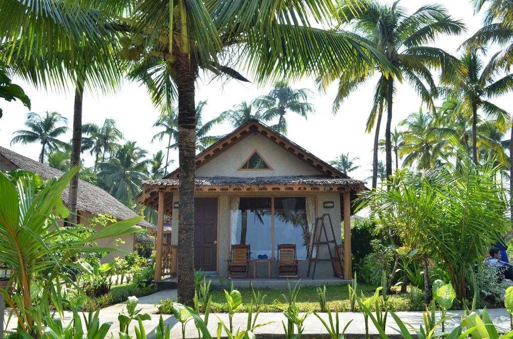 Diamond Hotel Ngapali Buitenkant foto