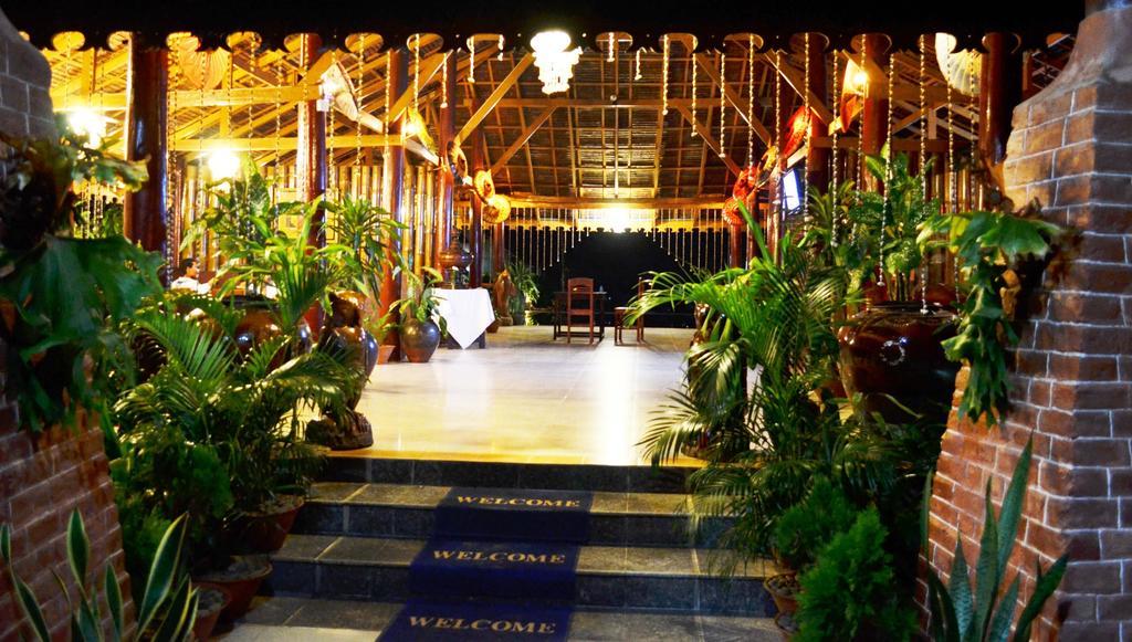 Diamond Hotel Ngapali Buitenkant foto