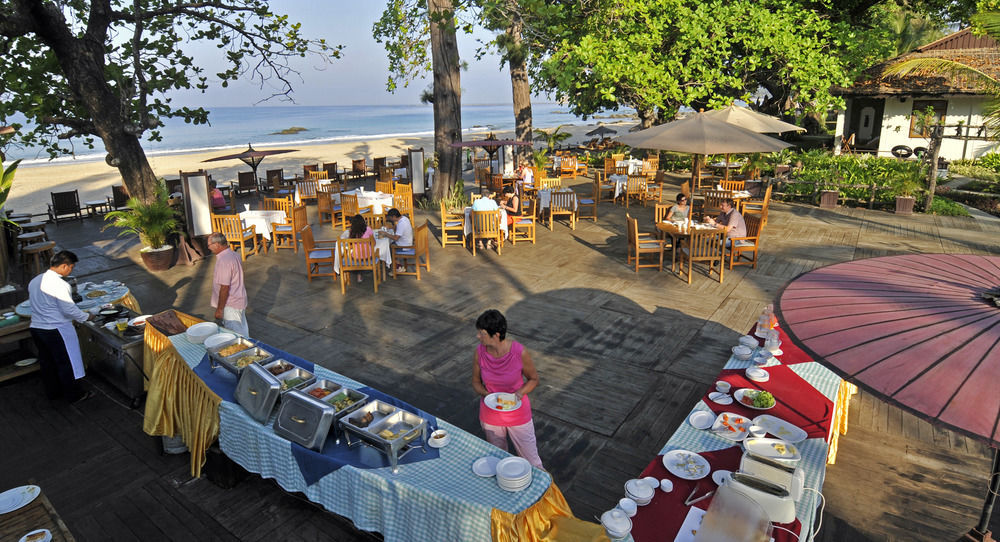 Diamond Hotel Ngapali Buitenkant foto
