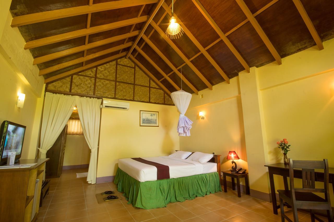 Diamond Hotel Ngapali Buitenkant foto