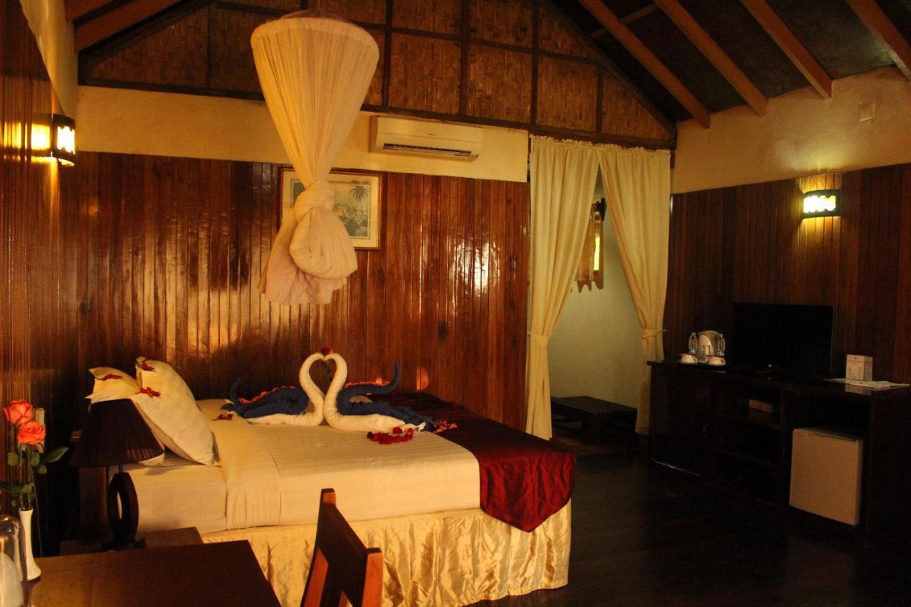Diamond Hotel Ngapali Buitenkant foto